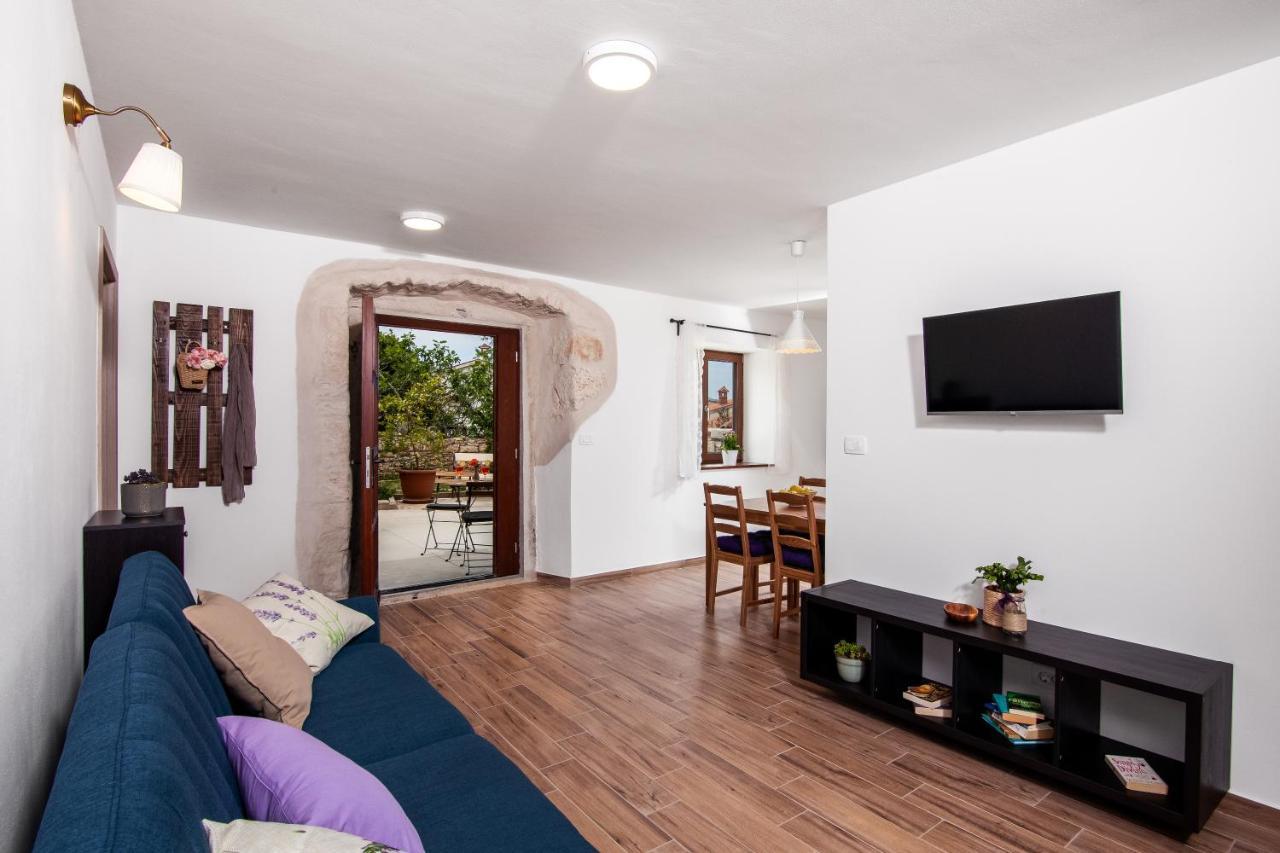 Apartments Tiny Garden 梅杜林 外观 照片